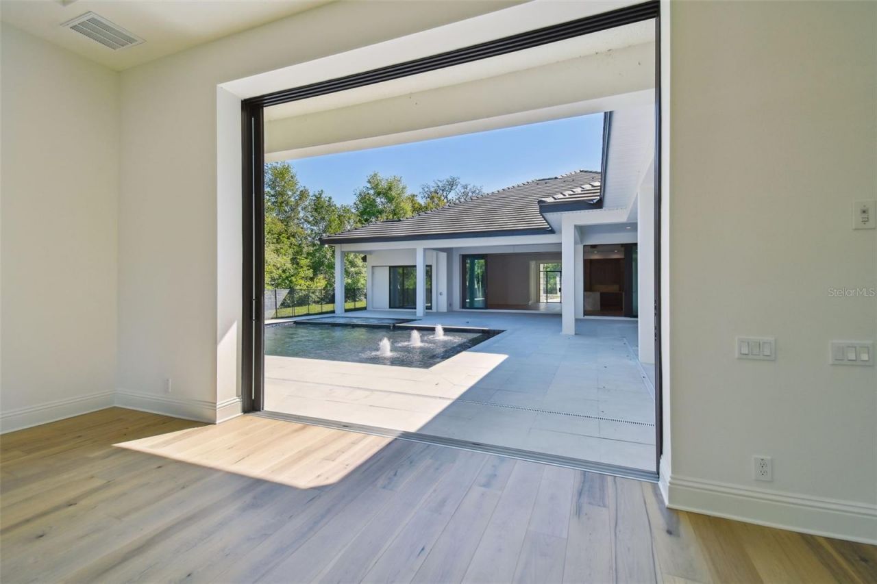 17720 Royal Eagle Lane, Lutz, FL 33549 Photo