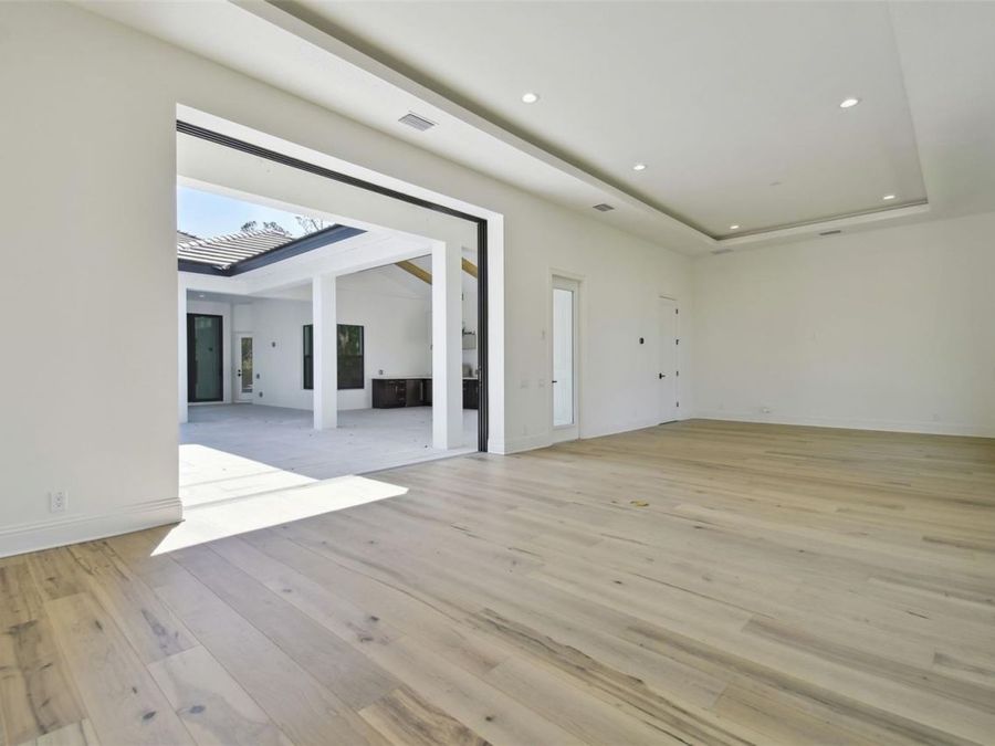 Property Image 76