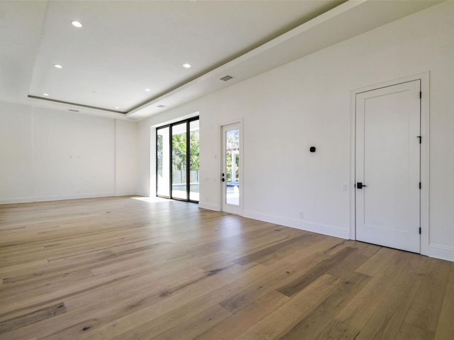 Property Image 77