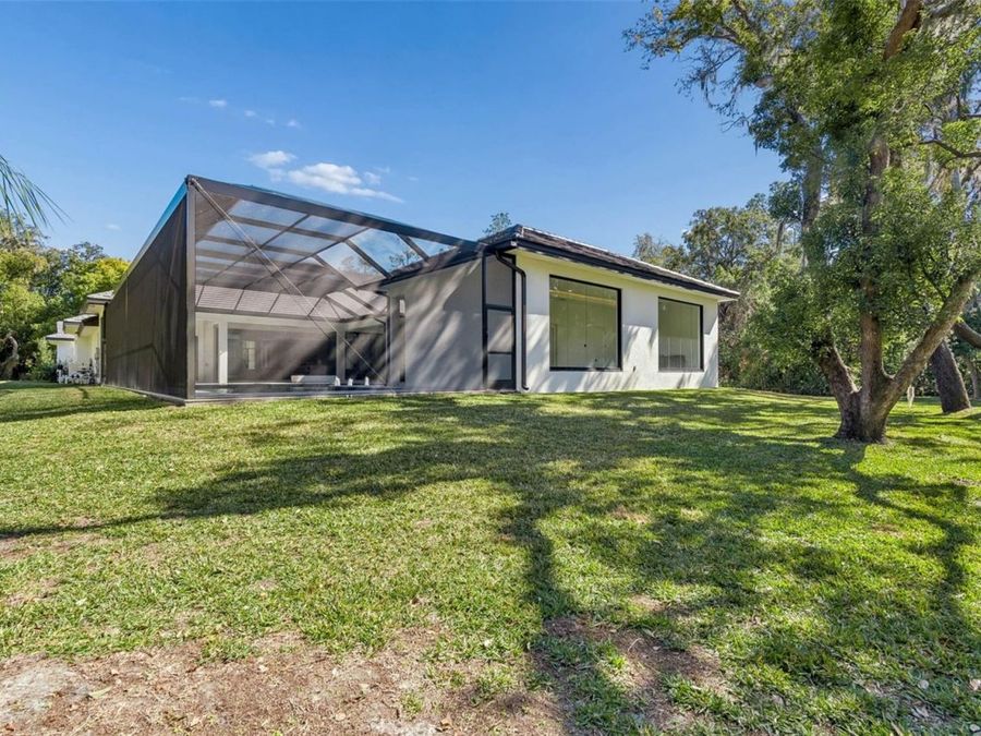 Property Image 79