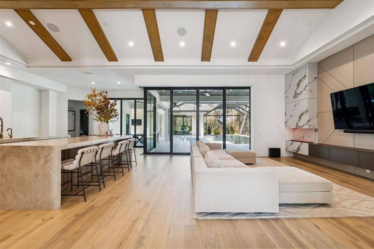 17720 Royal Eagle Lane, Lutz, FL 33549 Photo