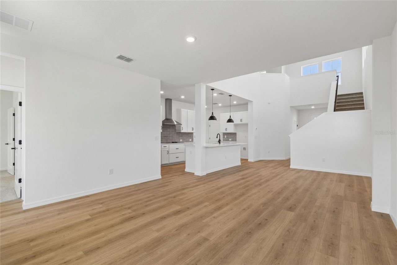 15227 Eastlyn Drive, Bradenton, FL 34212 Photo