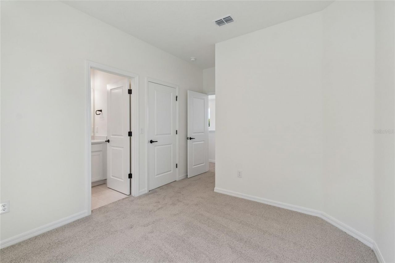 15227 Eastlyn Drive, Bradenton, FL 34212 Photo