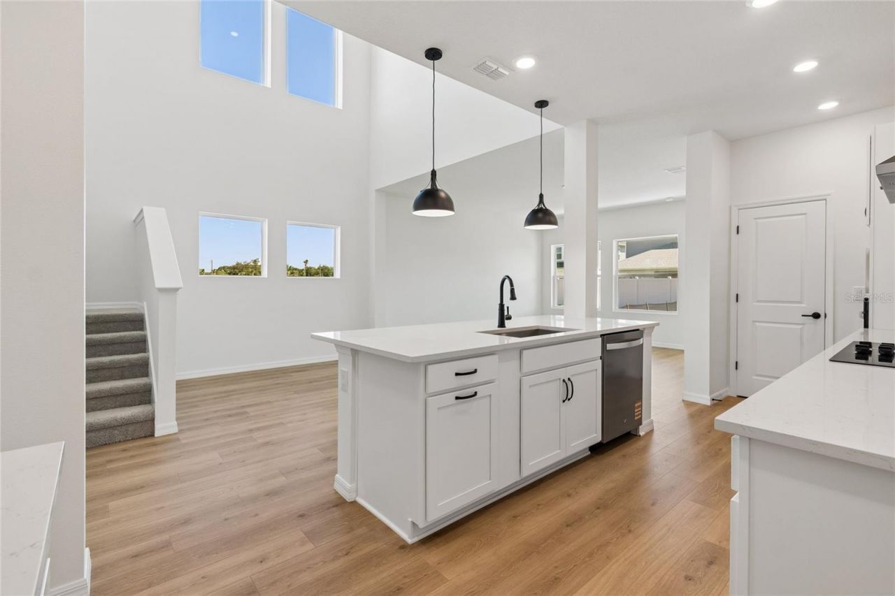 15227 Eastlyn Drive, Bradenton, FL 34212 Photo