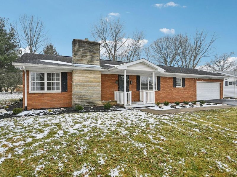 1050 Lake View Drive, Zanesville, OH 43701 Photo 1