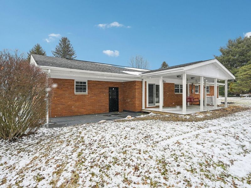 1050 Lake View Drive, Zanesville, OH 43701 Photo 35