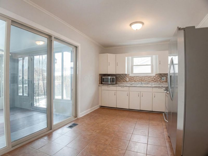 940 Minerva Avenue, Columbus, OH 43229 Photo 10