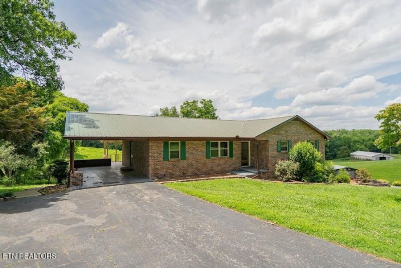 2451 Black Oak Rd Jefferson City, TN 37760