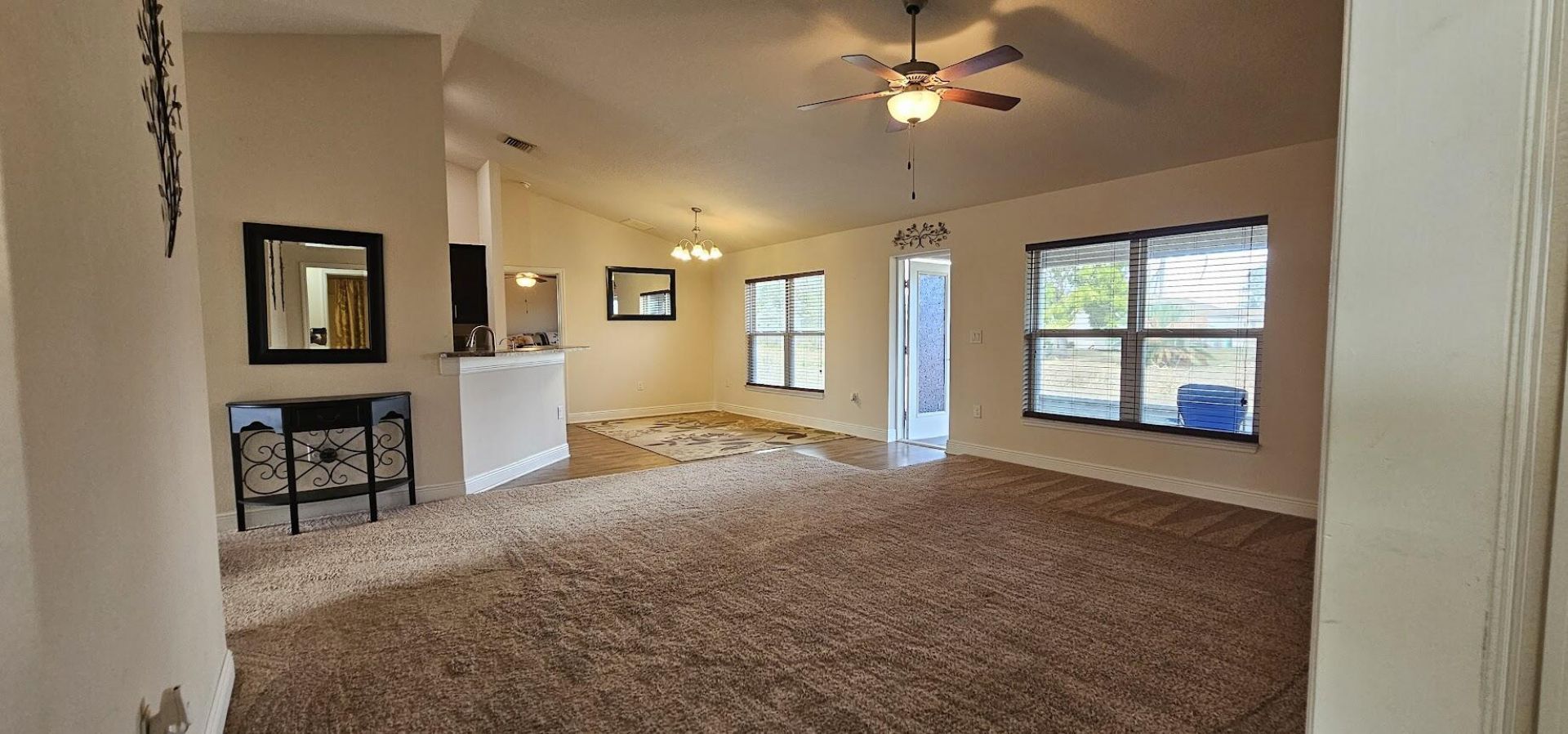 973 SE Bywood Avenue, Port Saint Lucie, FL 34984 Photo