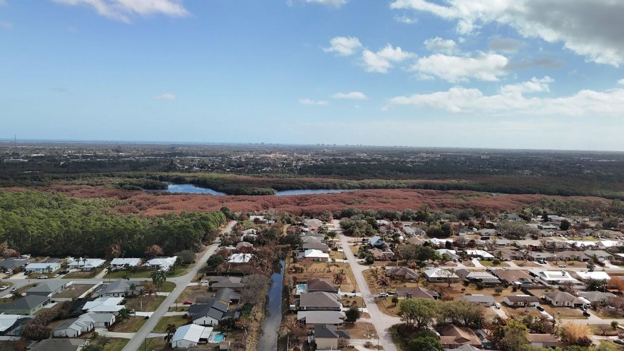 973 SE Bywood Avenue, Port Saint Lucie, FL 34984 Photo