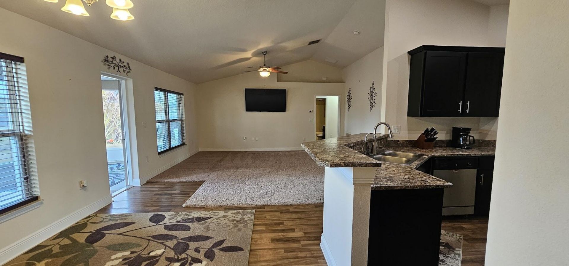 973 SE Bywood Avenue, Port Saint Lucie, FL 34984 Photo