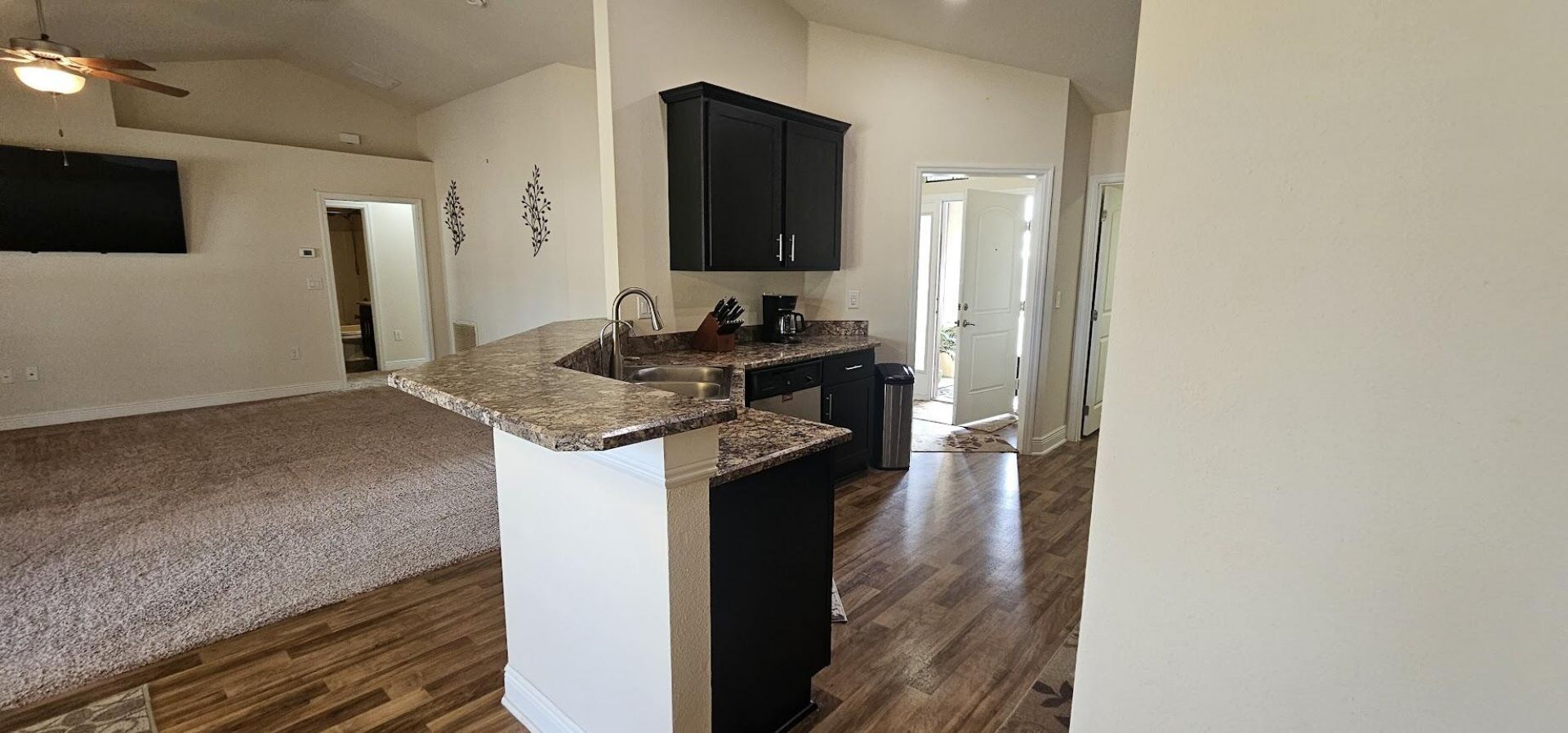 973 SE Bywood Avenue, Port Saint Lucie, FL 34984 Photo