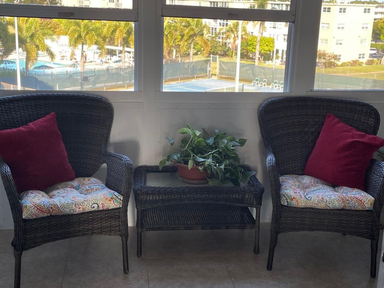 2520 NE 1st Ct, Unit 411, Boynton Beach, FL 33435 Photo