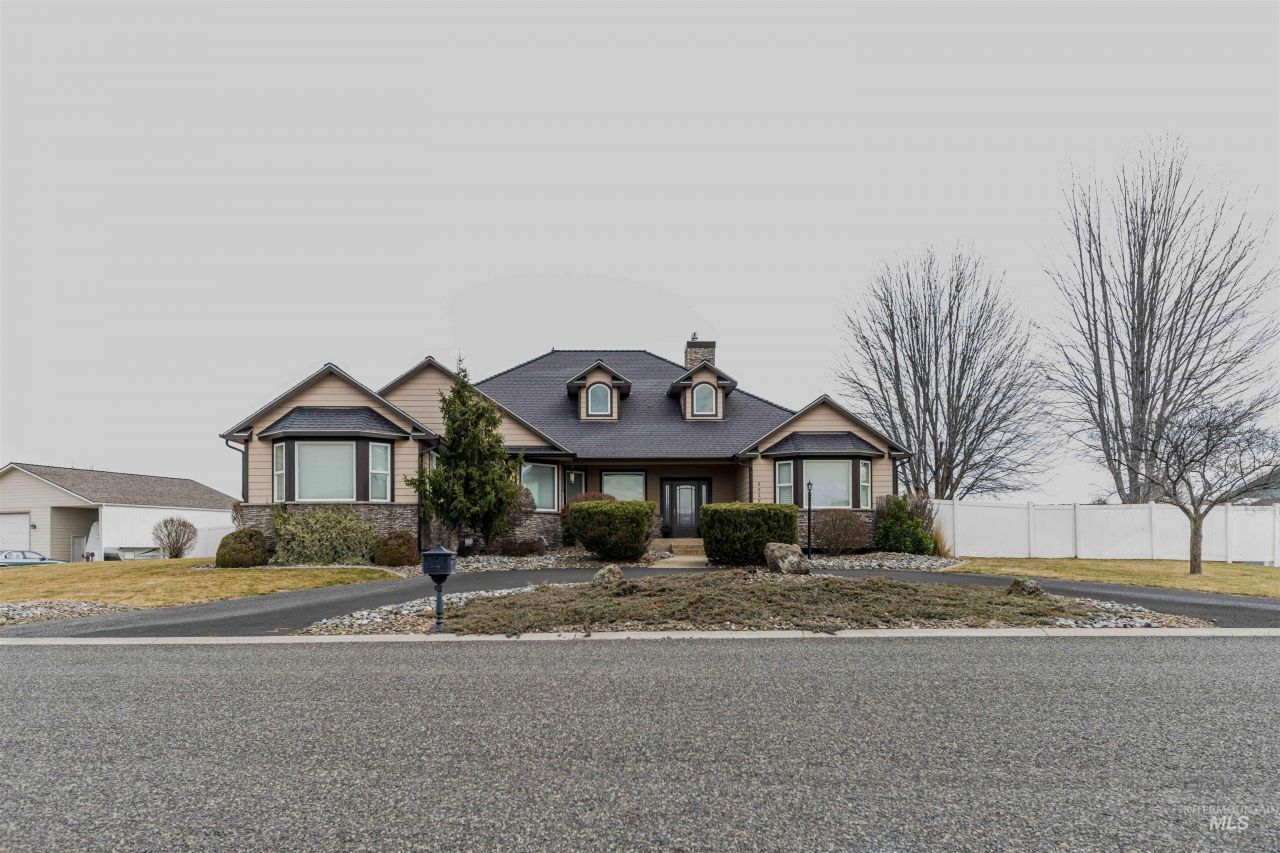 2029 Marilyn Way, Clarkston, WA 99403 Main Photo