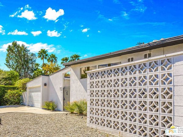 2211 N Starr Road, Palm Springs, CA 92262