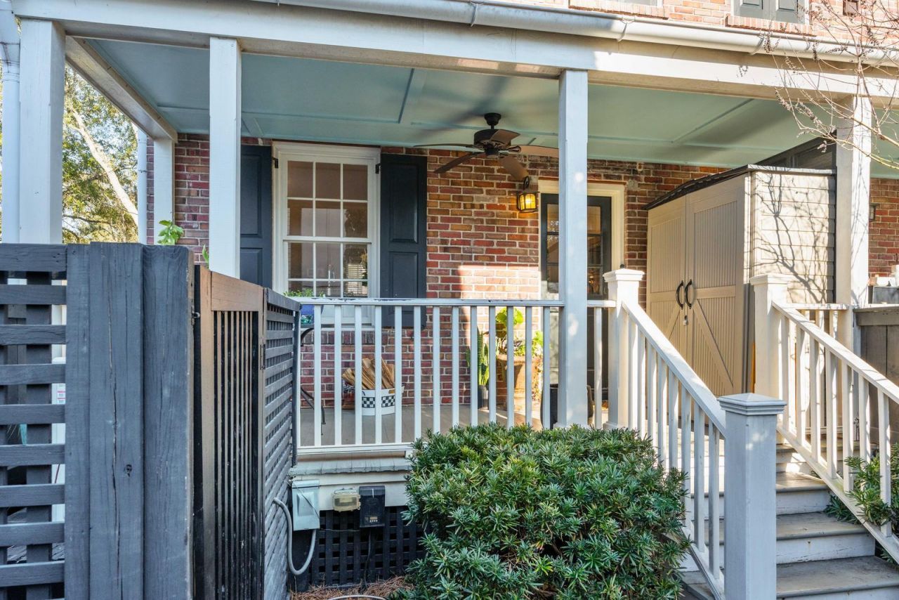 51 Gadsden Street Photo 15