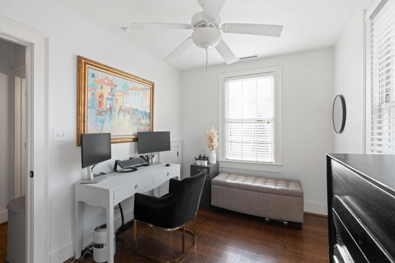 51 Gadsden Street Photo 22