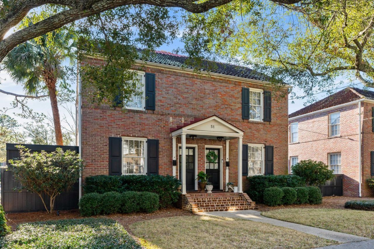 51 Gadsden Street Photo 26