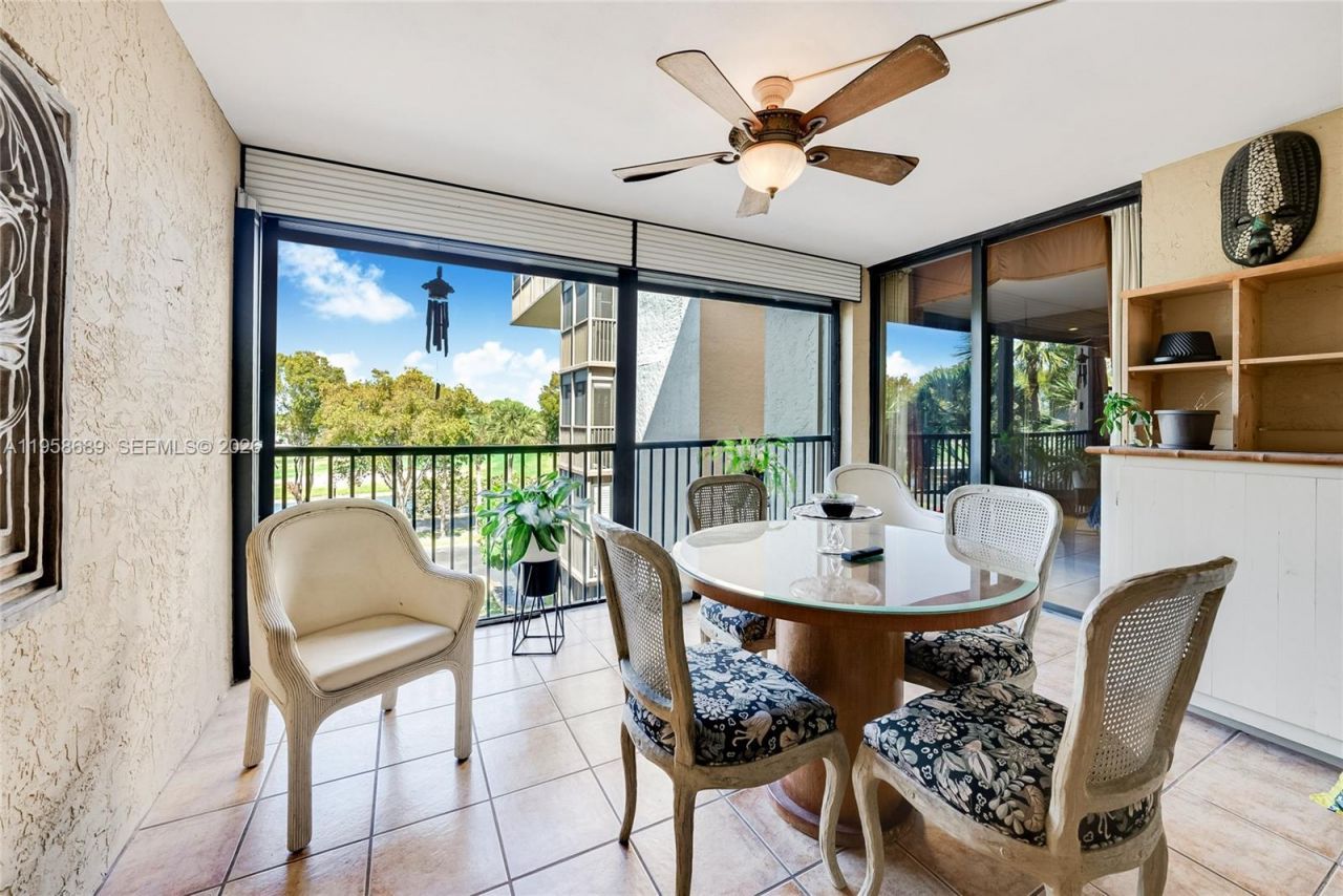 2802 N 46th Ave, Unit B425, Hollywood, FL 33021 Photo