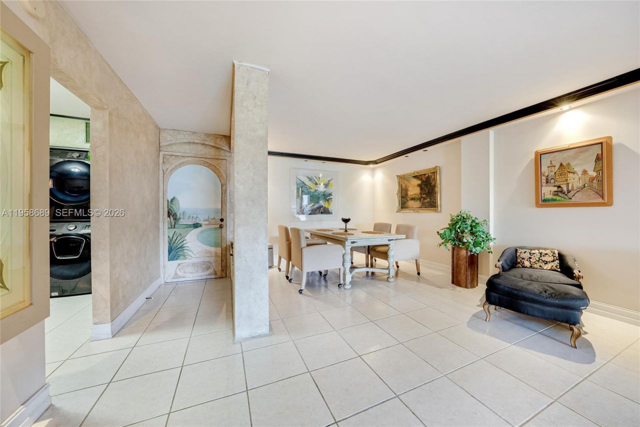 2802 N 46th Ave, Unit B425, Hollywood, FL 33021 Photo