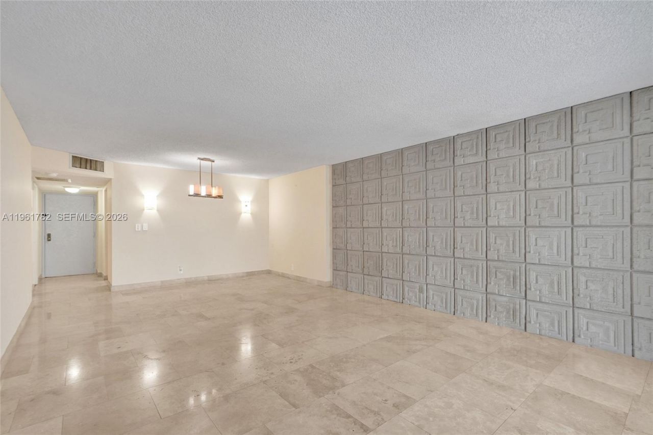 18151 NE 31st Ct, Unit PH-208, Aventura, FL 33160 Photo