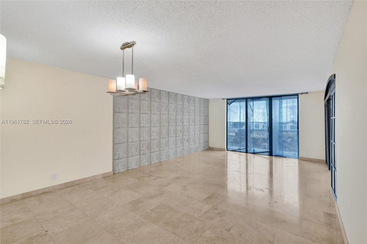 18151 NE 31st Ct, Unit PH-208, Aventura, FL 33160 Photo