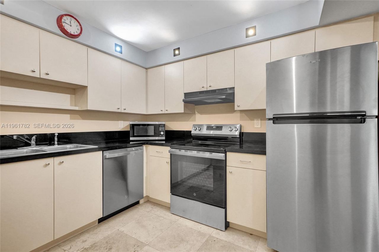 18151 NE 31st Ct, Unit PH-208, Aventura, FL 33160 Photo