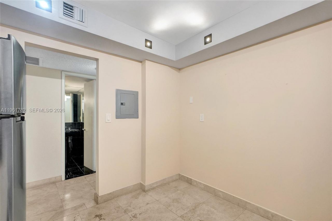 18151 NE 31st Ct, Unit PH-208, Aventura, FL 33160 Photo