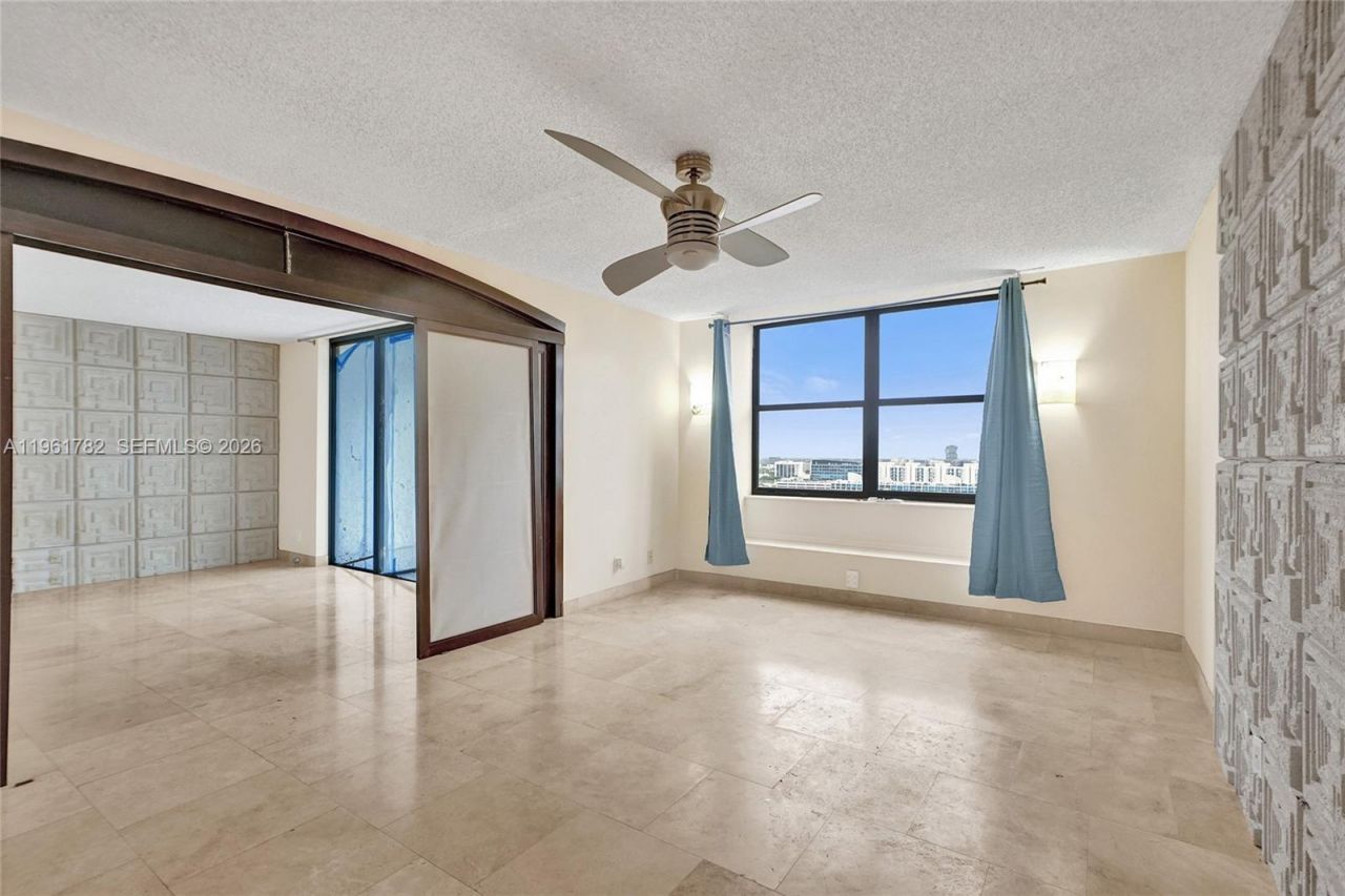 18151 NE 31st Ct, Unit PH-208, Aventura, FL 33160 Photo