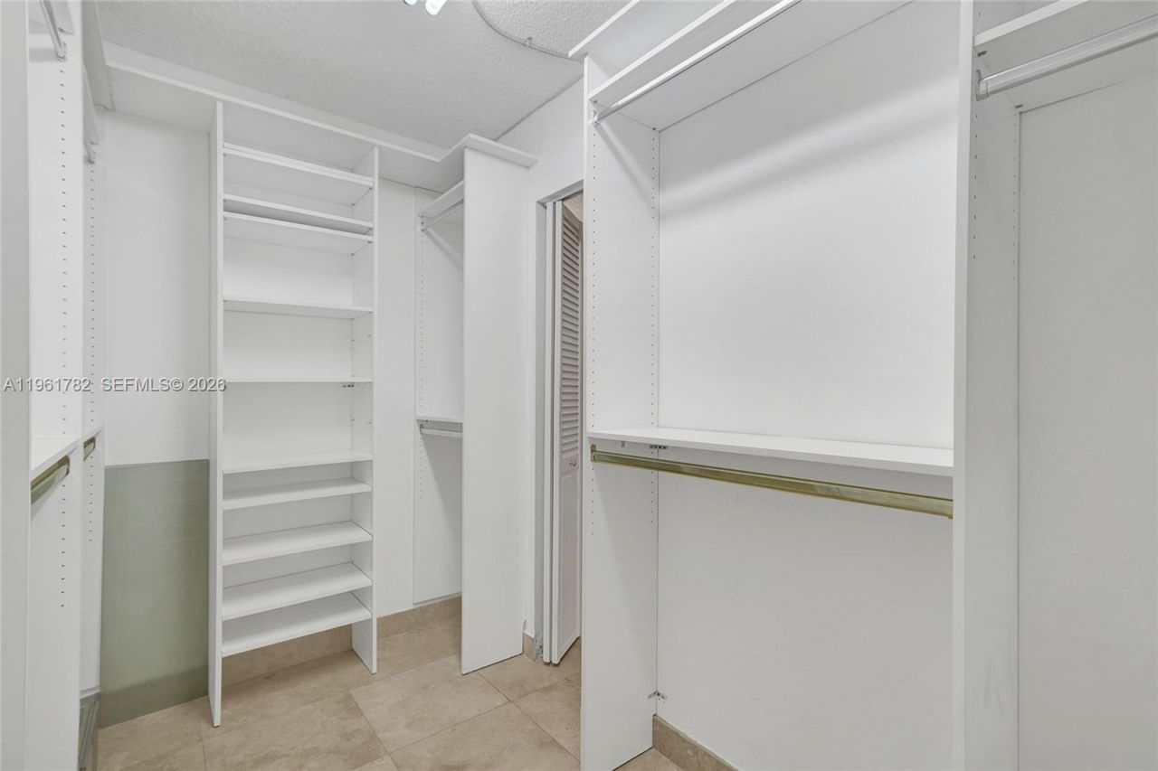 18151 NE 31st Ct, Unit PH-208, Aventura, FL 33160 Photo