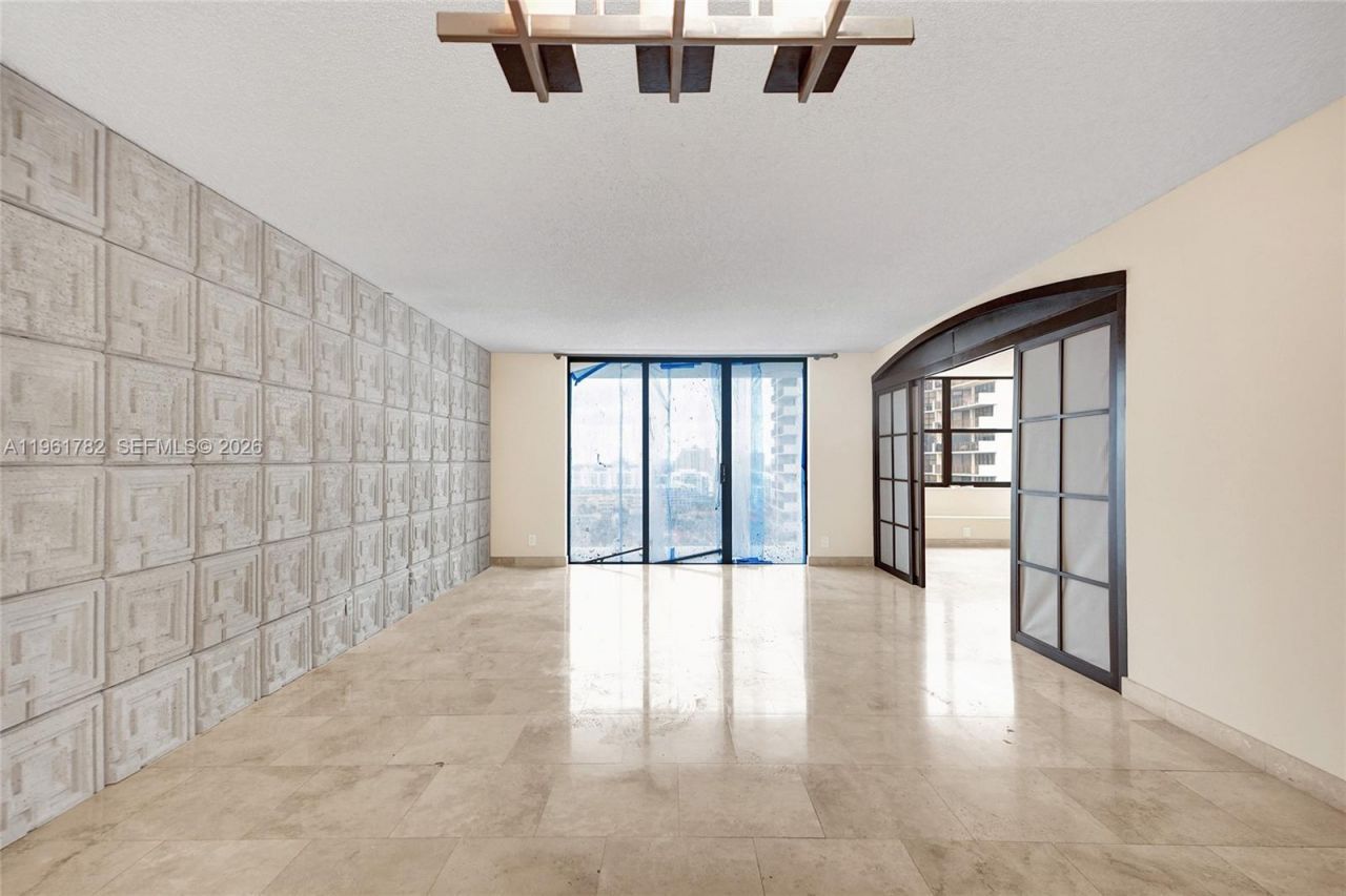 18151 NE 31st Ct, Unit PH-208, Aventura, FL 33160 Photo