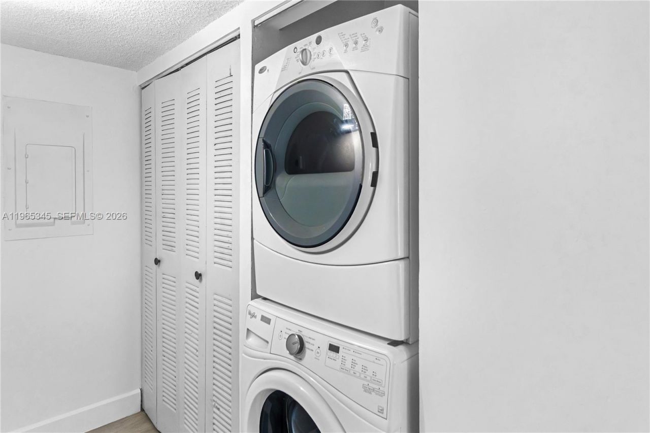 4705 SW 62nd Ave, Unit 204, Davie, FL 33314 Photo