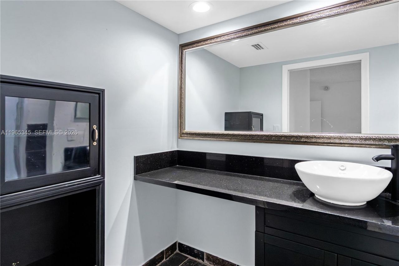 4705 SW 62nd Ave, Unit 204, Davie, FL 33314 Photo