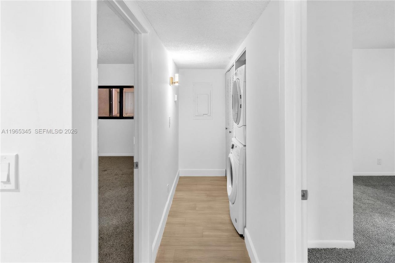 4705 SW 62nd Ave, Unit 204, Davie, FL 33314 Photo