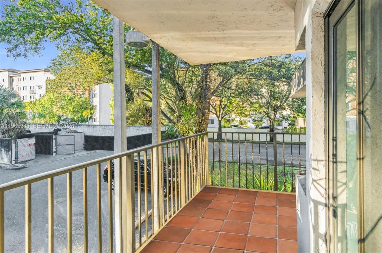 4705 SW 62nd Ave, Unit 204, Davie, FL 33314 Photo