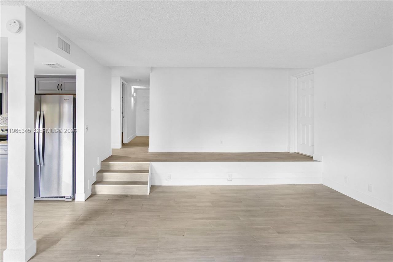 4705 SW 62nd Ave, Unit 204, Davie, FL 33314 Photo