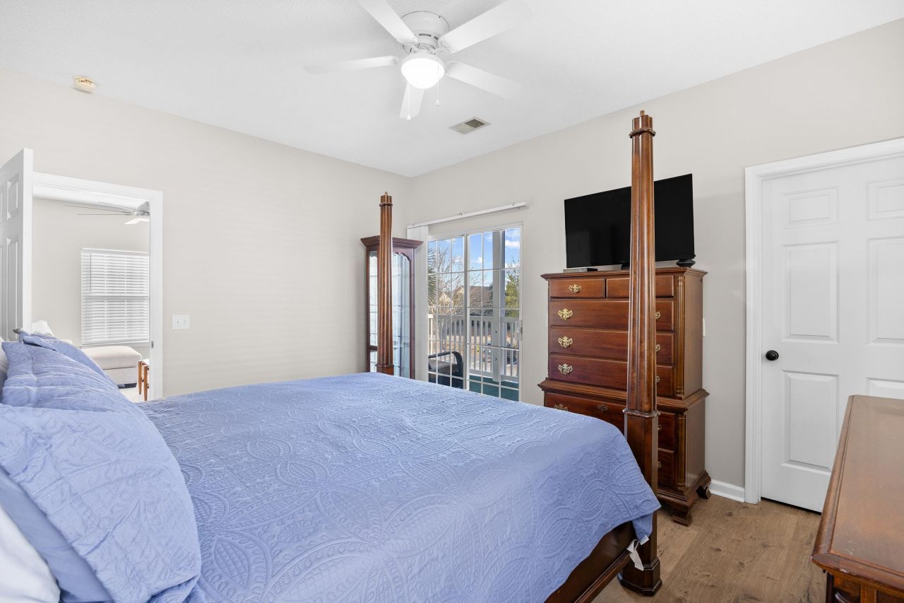 2030 Cross Gate Blvd. Photo 15