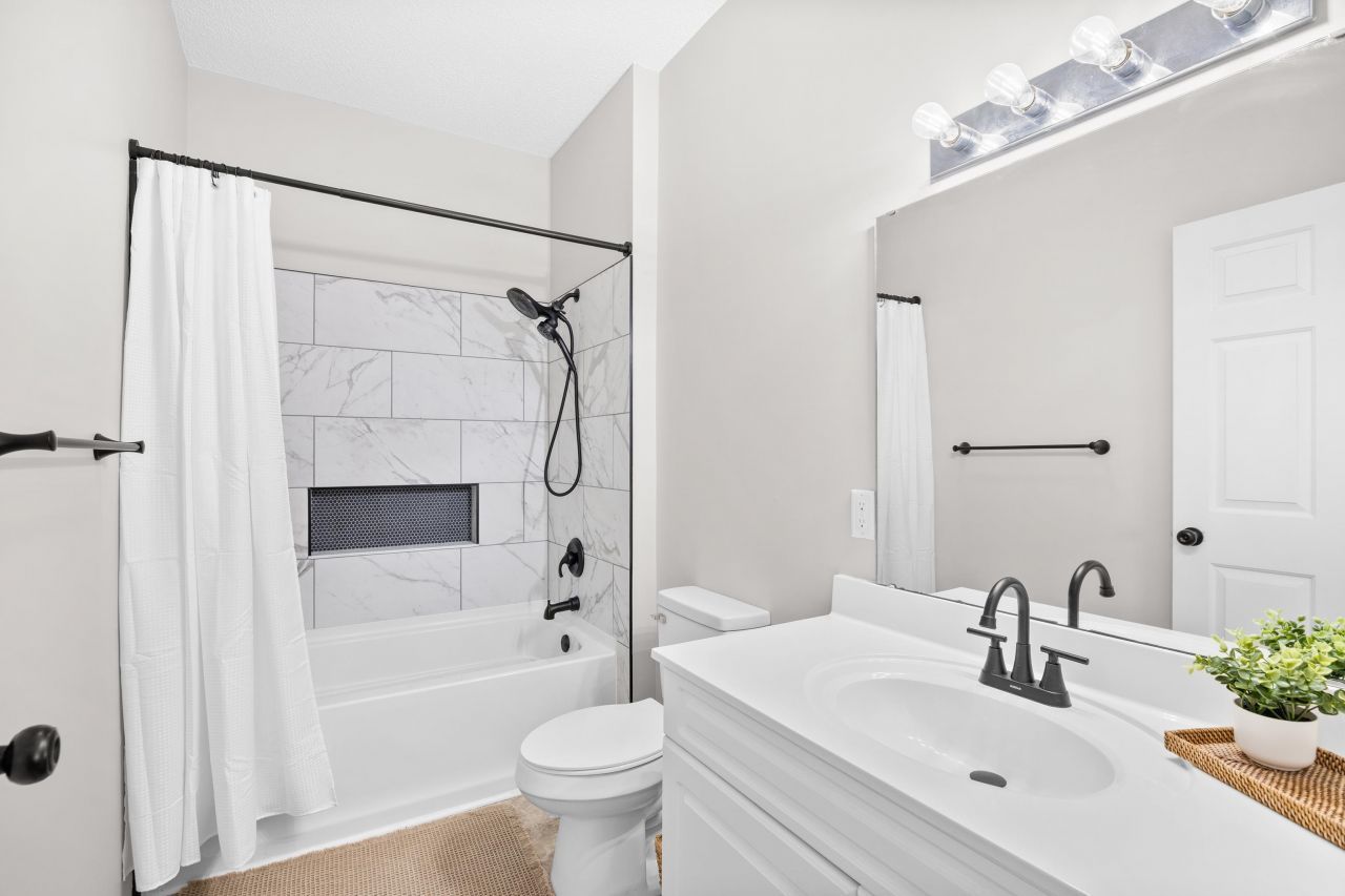 2030 Cross Gate Blvd. Photo 18