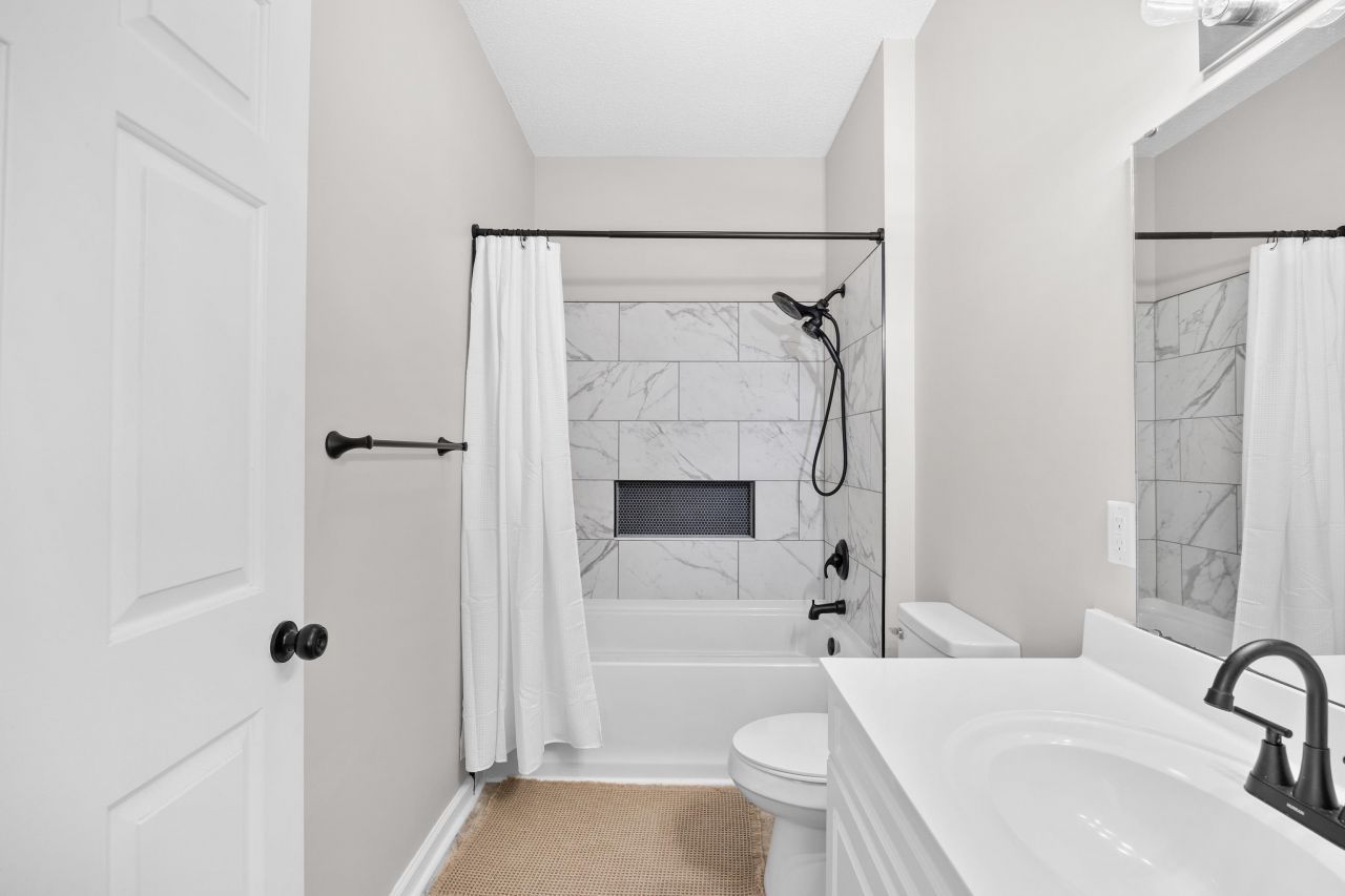 2030 Cross Gate Blvd. Photo 19