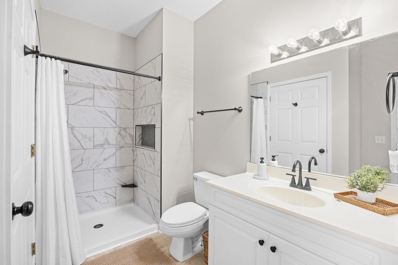 2030 Cross Gate Blvd. Photo 23