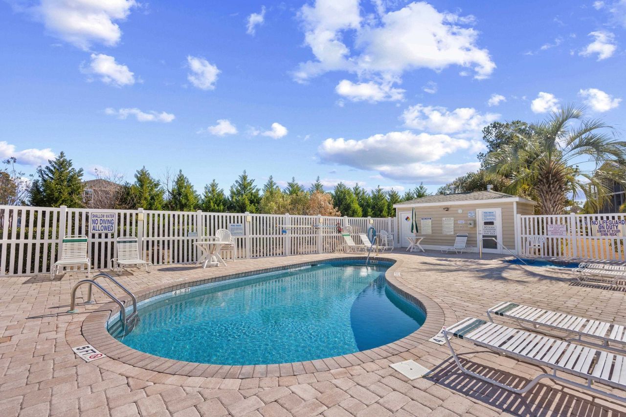 2030 Cross Gate Blvd. Photo 29