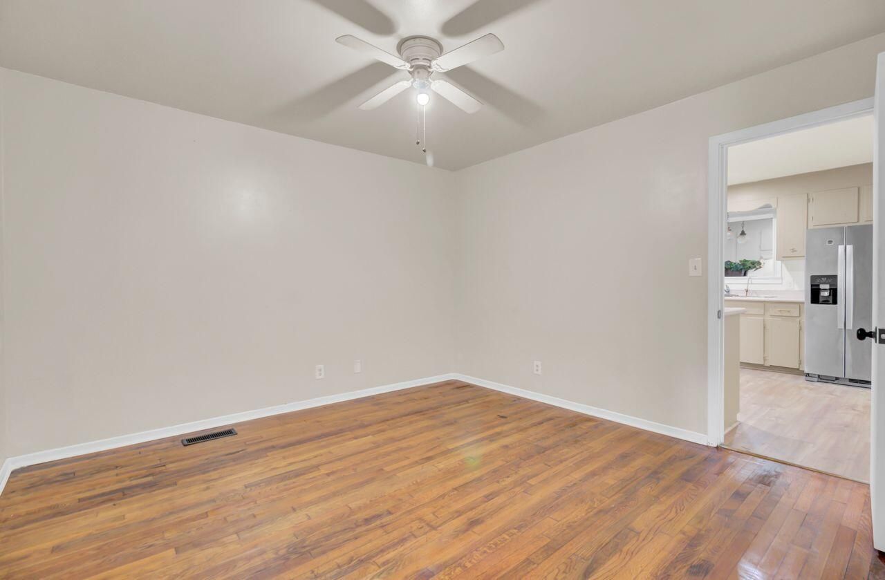 5809 Stewart Street Photo 18