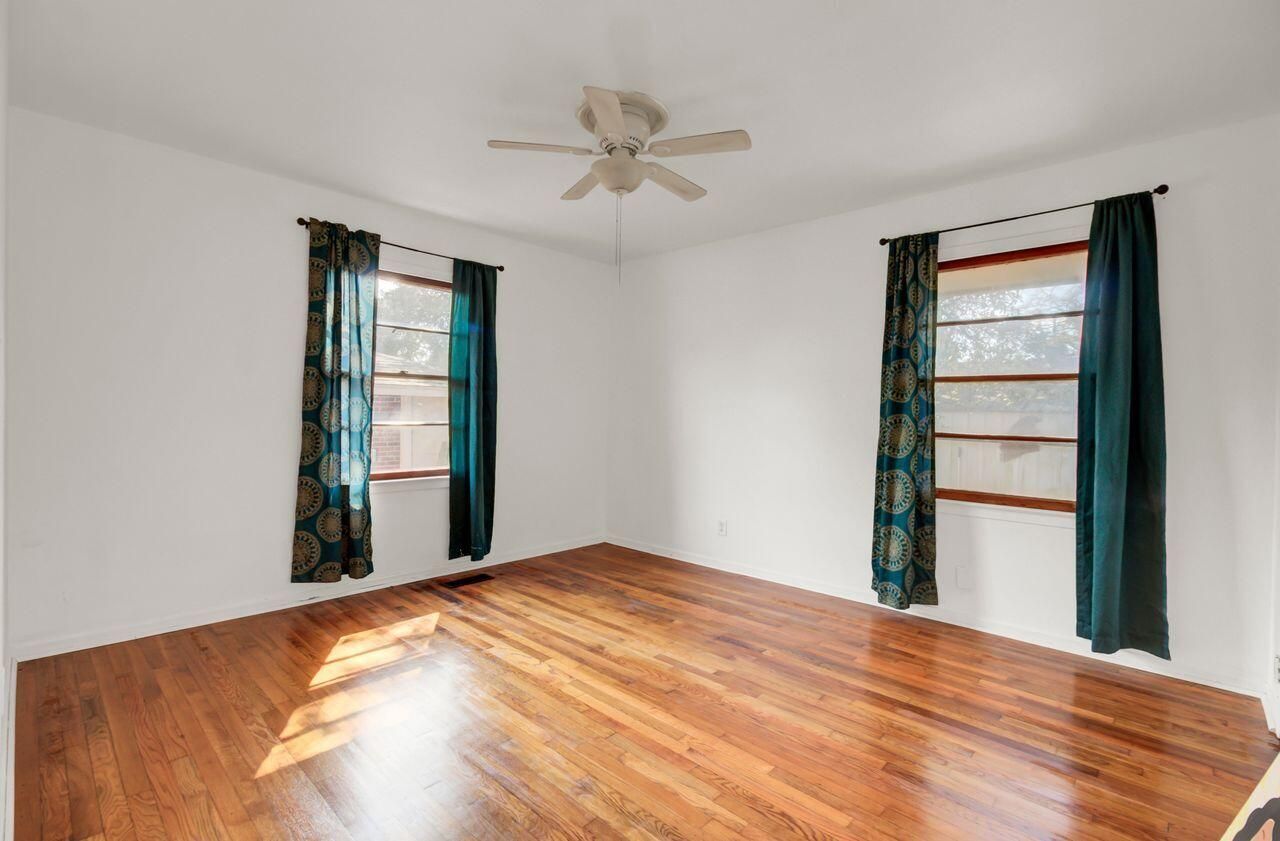 5809 Stewart Street Photo 22