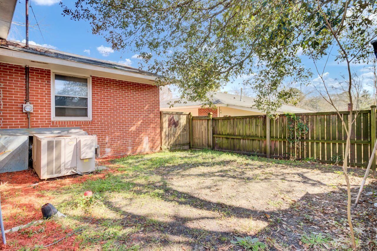 5809 Stewart Street Photo 32