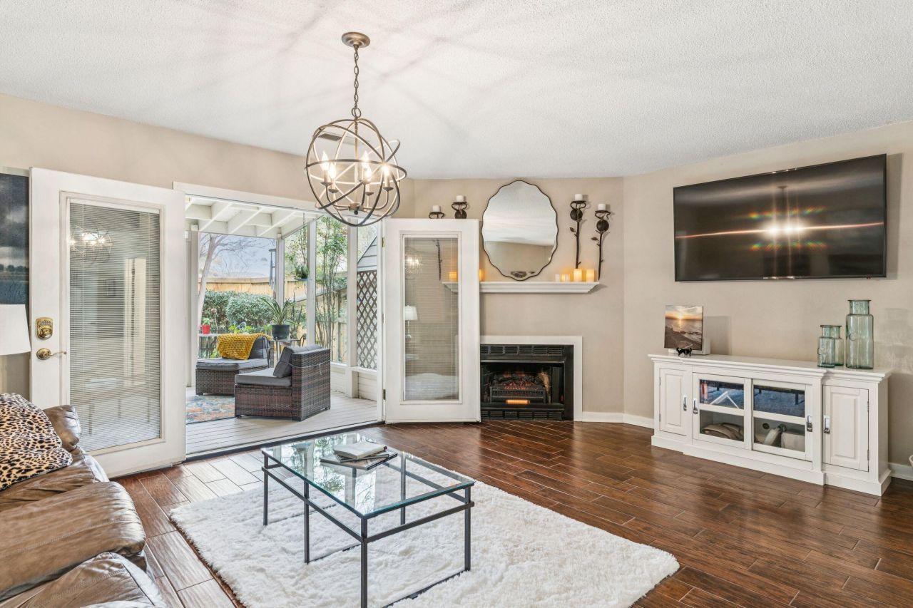 337 Spoonbill Lane Photo 13