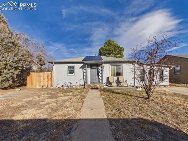 706 Airlane Avenue, Pueblo, CO 81005