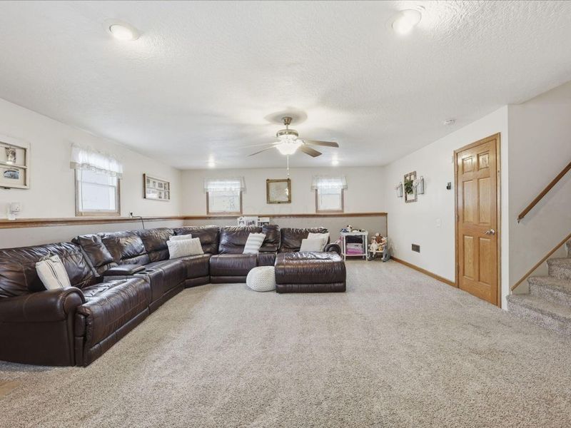 8161 E Hazel Dell Road, Howard, OH 43028 Photo 35