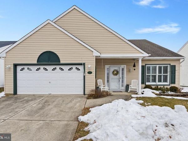 3 COVERED BRIDGE LANE, COLUMBUS, NJ 08022