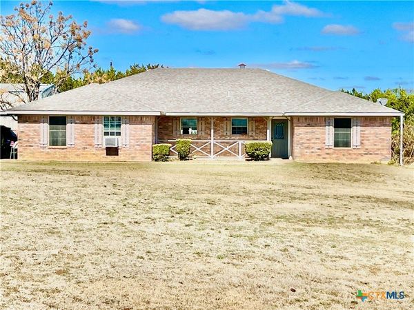 877 Spring Creek Lane, Copperas Cove, TX 76522