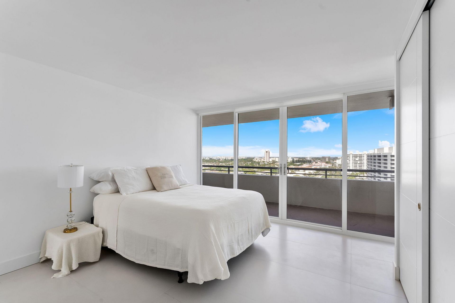 2000 S Ocean Boulevard, Unit 17g, Boca Raton, FL 33432 Photo